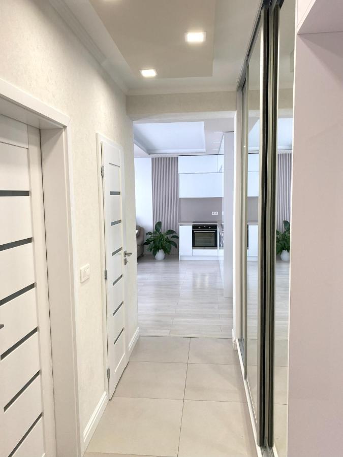 Die Eleganz - Apartment Near The City Center With Free Parking Bratislava Exterior foto
